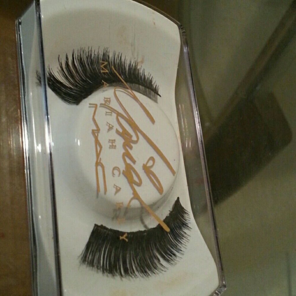 M.A.C B56 Lashes