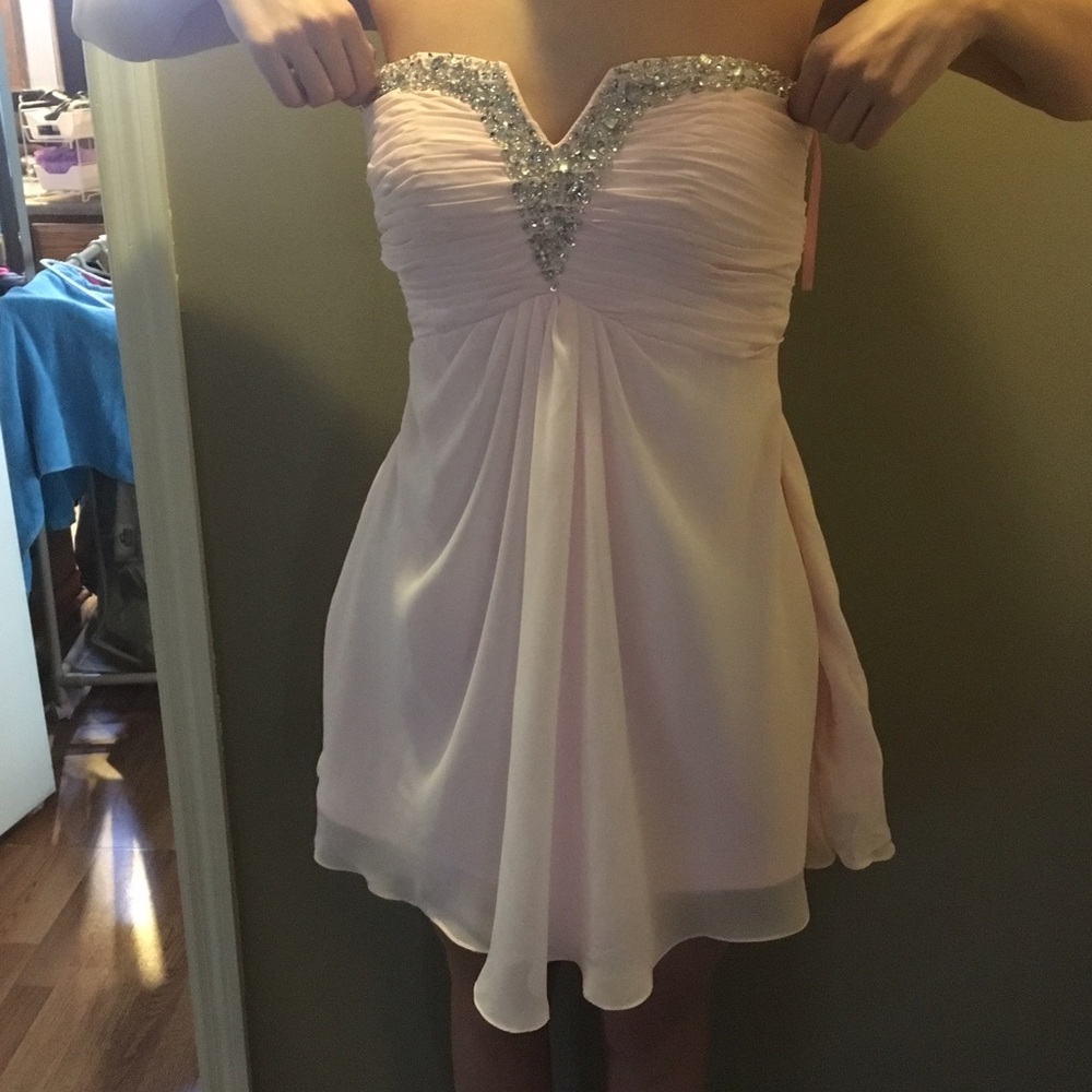 Light pink strapless homecoming/prom dress