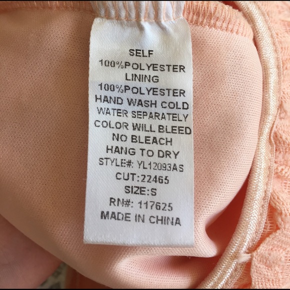 Cute Pale Pink Shorts - Picture 3 of 3