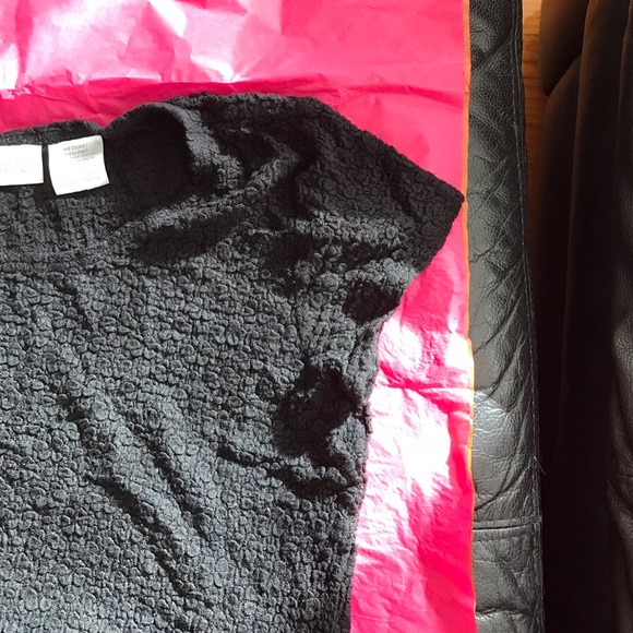 Black Top - Picture 2 of 4