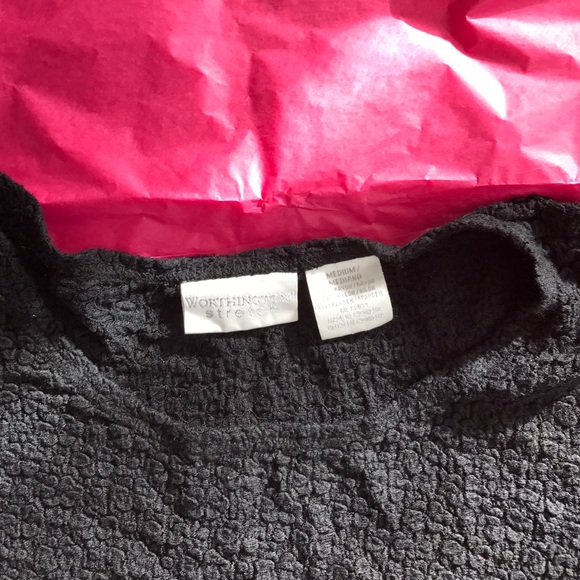 Black Top - Picture 3 of 4