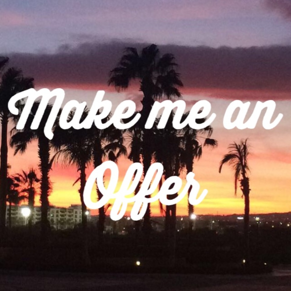 Welcome to my closet!!