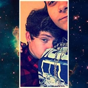 Meet your Posher, Hunter