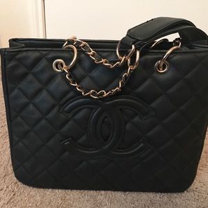 Chanel style purse