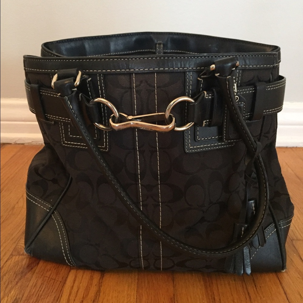 Coach 10247 Hampton Signature Handbag (black)