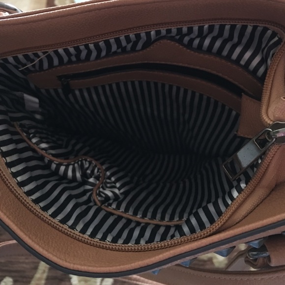 ADORABLE BOHO BAG - Picture 4 of 4