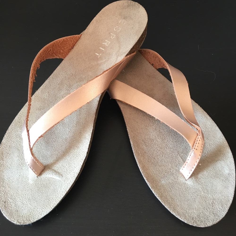 Cute bronze summer sandals ☀️