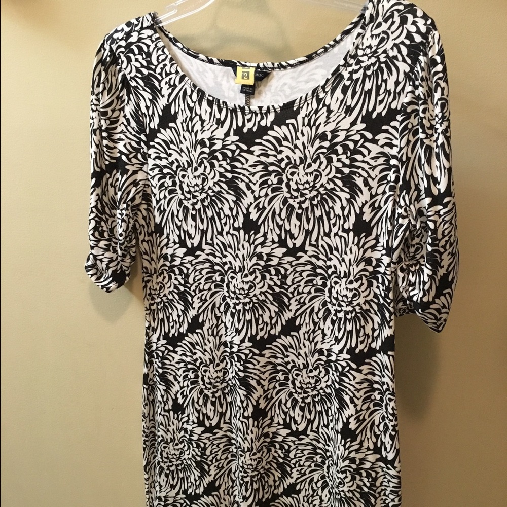 Banana Republic black and white print dress