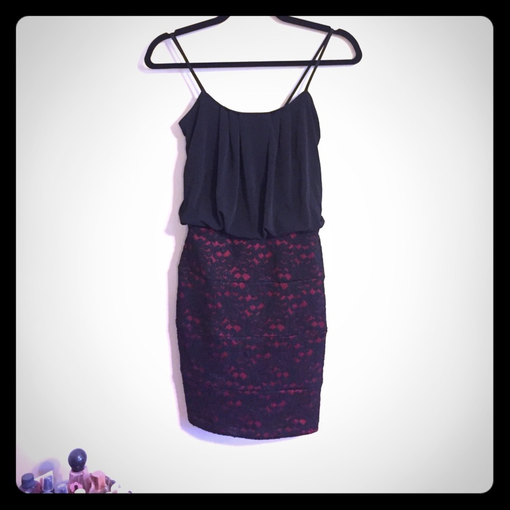 Party dress. Red and black lace bodycon