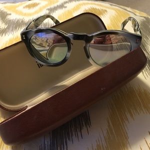 illesteva Leonard Mirrored Sunglasses