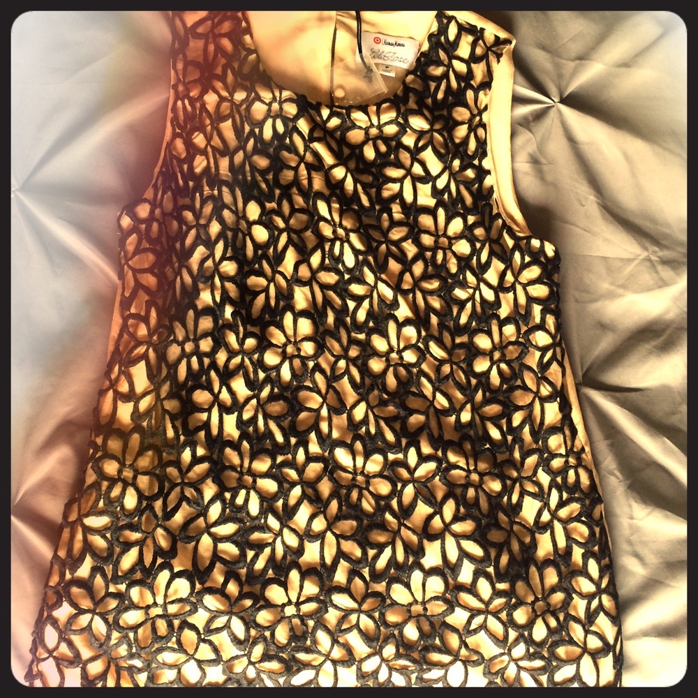 Guipure lace top