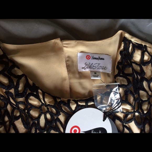 Guipure lace top - Picture 6 of 6