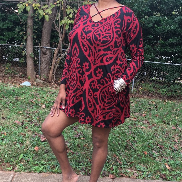 🆕"PLUS Size" Brocade Print Cross Detail Dress🆕 - Picture 2 of 6