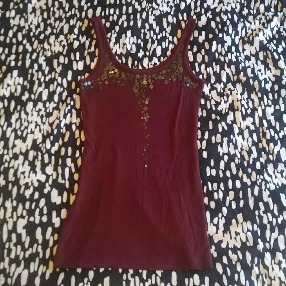 Burgundy Tank Top With Bronze Colored Sequins ✨ - Picture 1 of 3