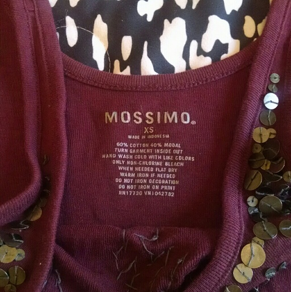 Burgundy Tank Top With Bronze Colored Sequins ✨ - Picture 2 of 3