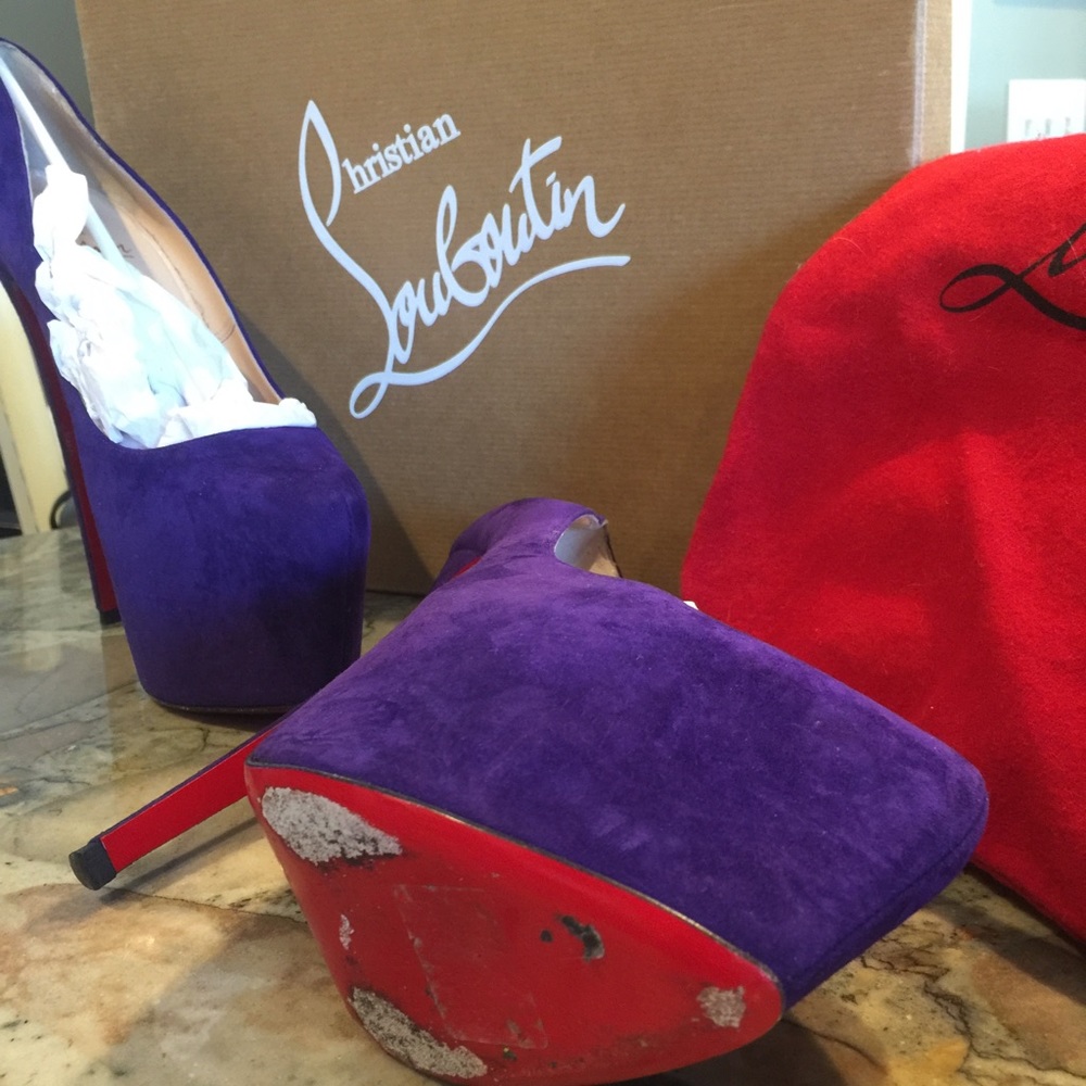Christian Louboutin Daffodile Veau Velours 160mm