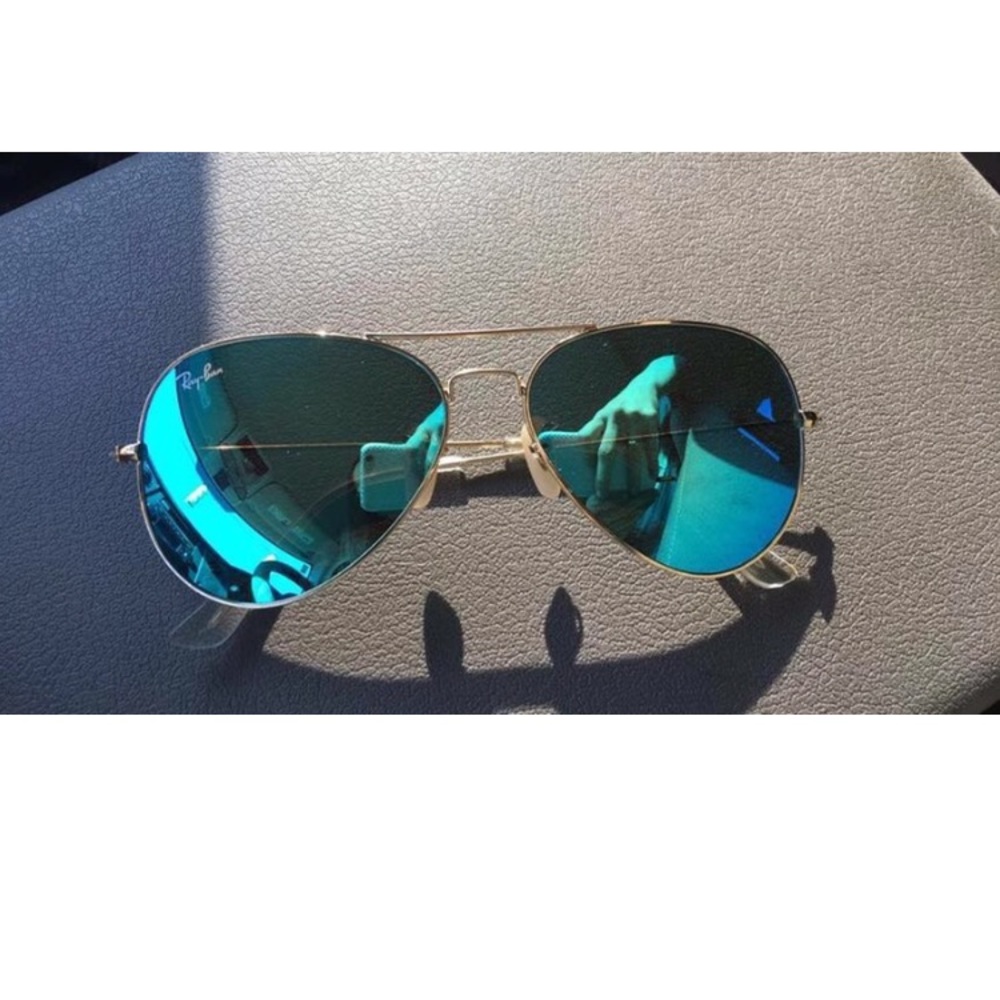 Ray Bans - Picture 4 of 4