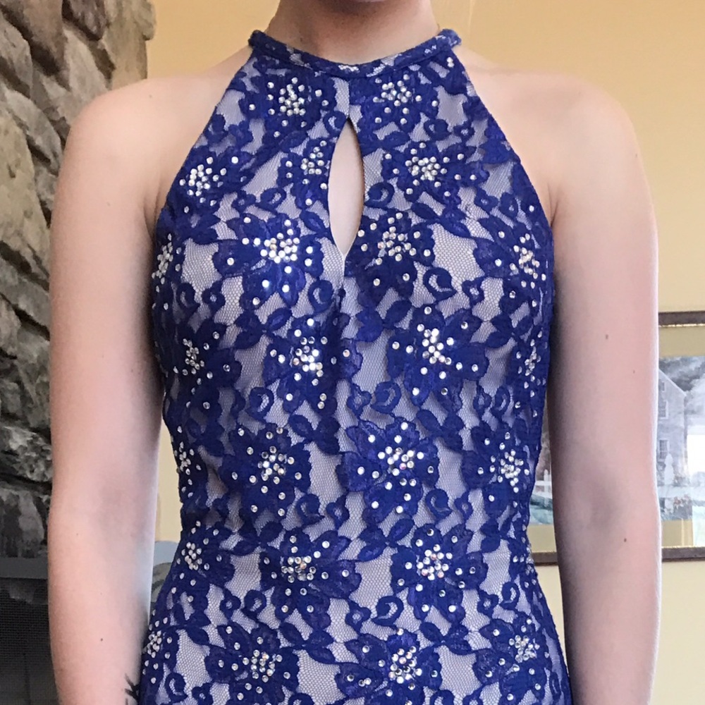 Prom dress - Picture 4 of 7