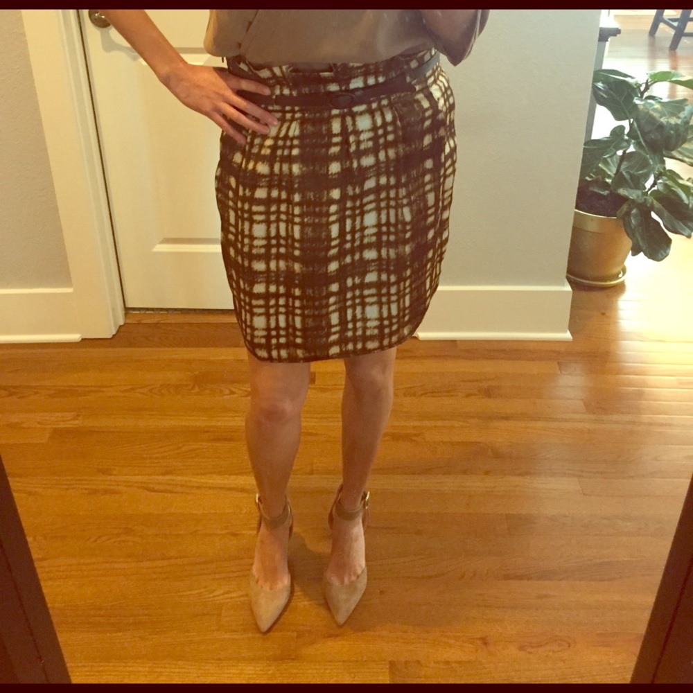 Cream and brown pencil skirt