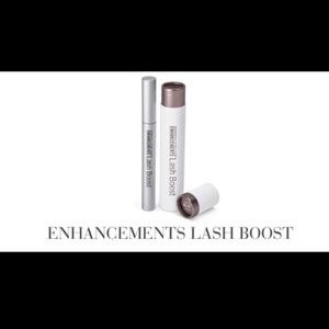 Rodan + Fields Lash Boost