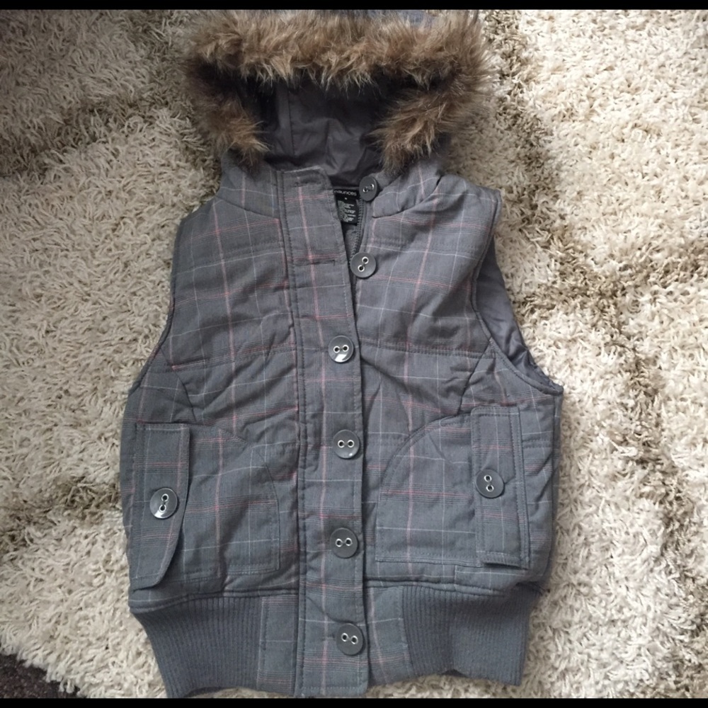Fur puffy vest
