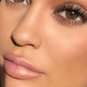 Kylie metal matte in Heir