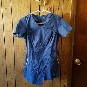 Jaanuu Tunic Scrub Top