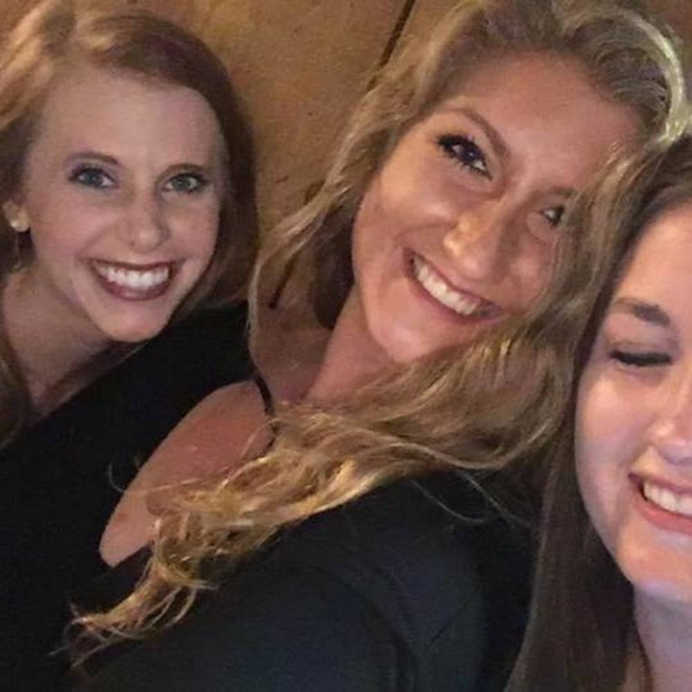 Meet your Posher, Rena