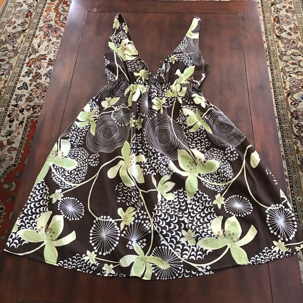 Tropical flirty dress with pockets