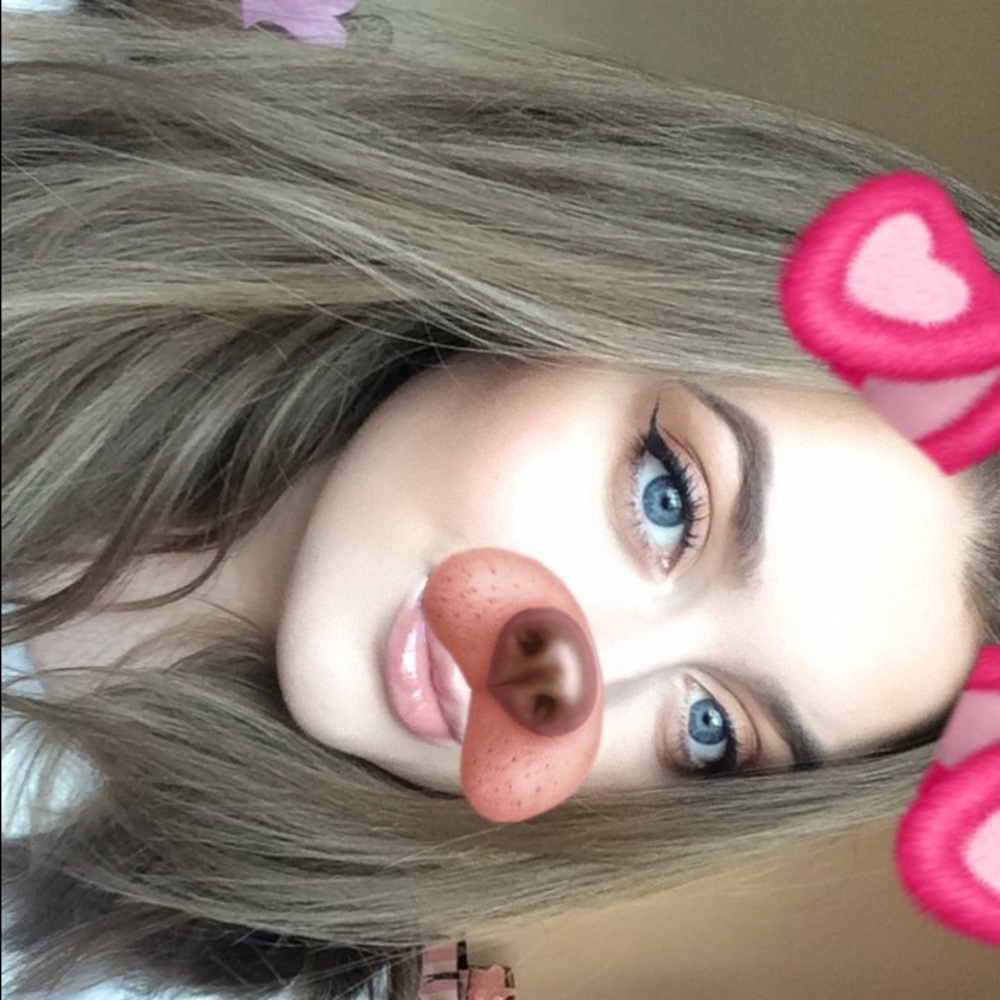 Meet your Posher, Kaytlin