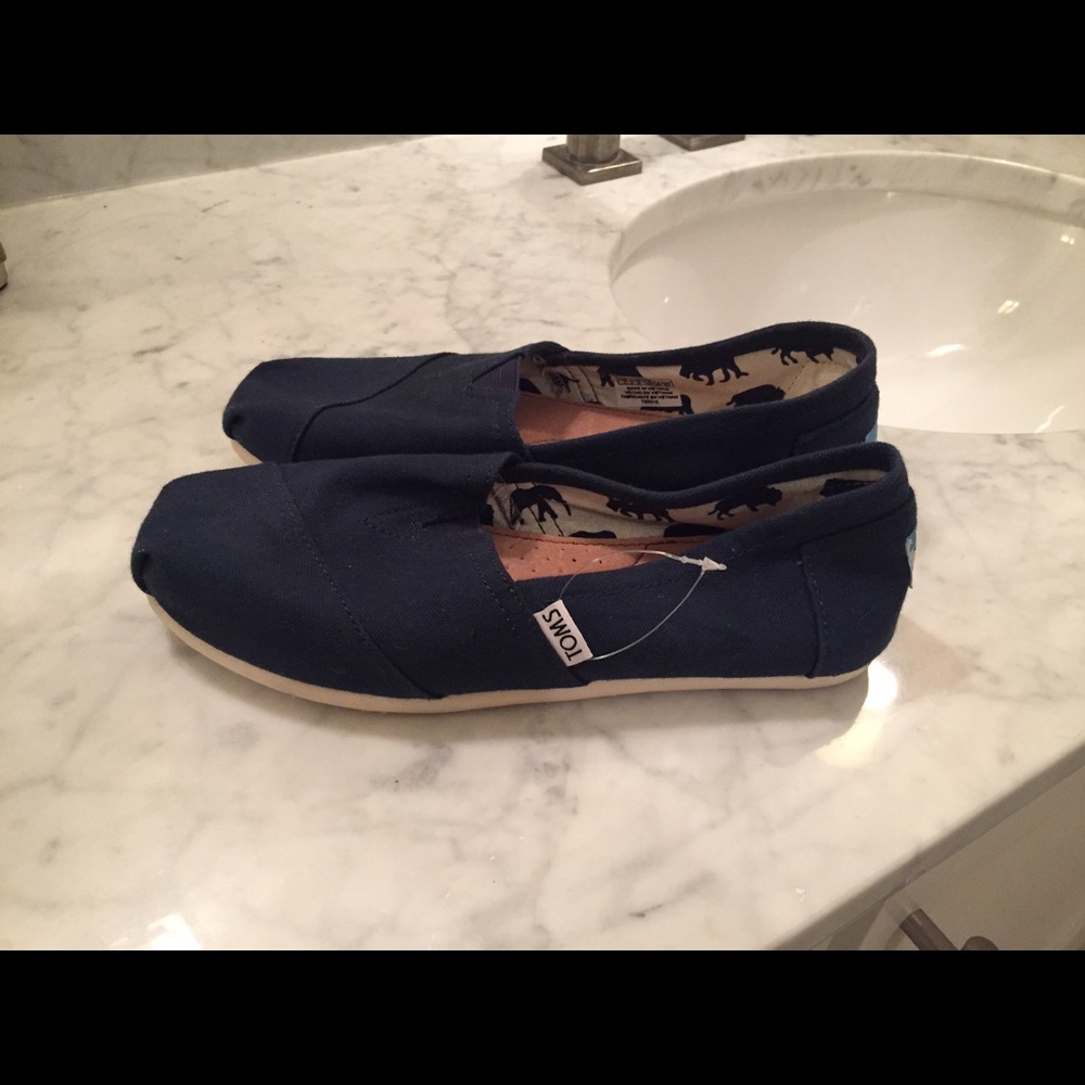 Toms Navy Blue flats