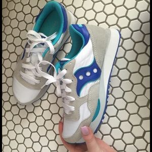 Saucony shoes