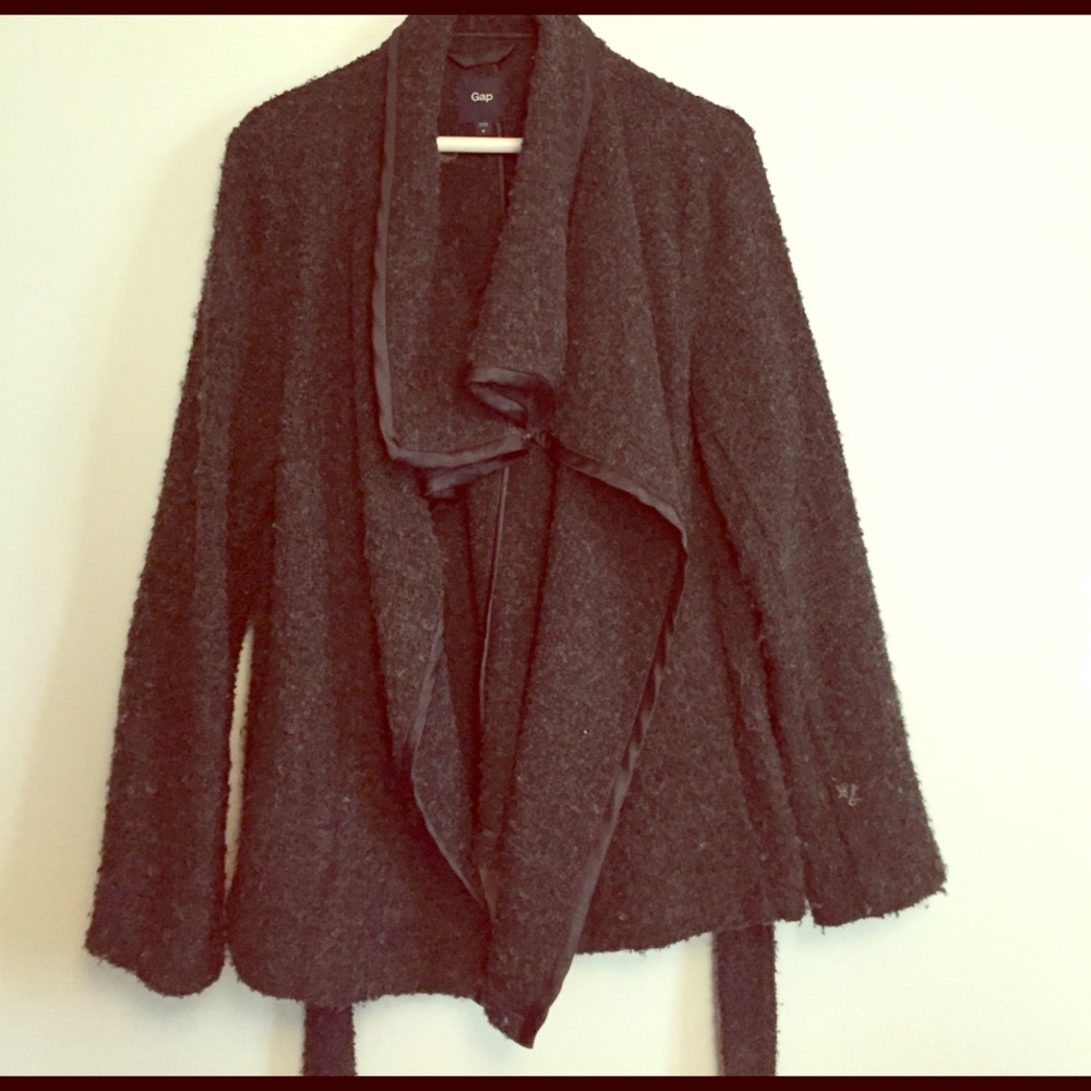 Gap Gray Wrap