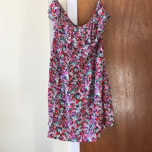 Cute strapless floral sun dress