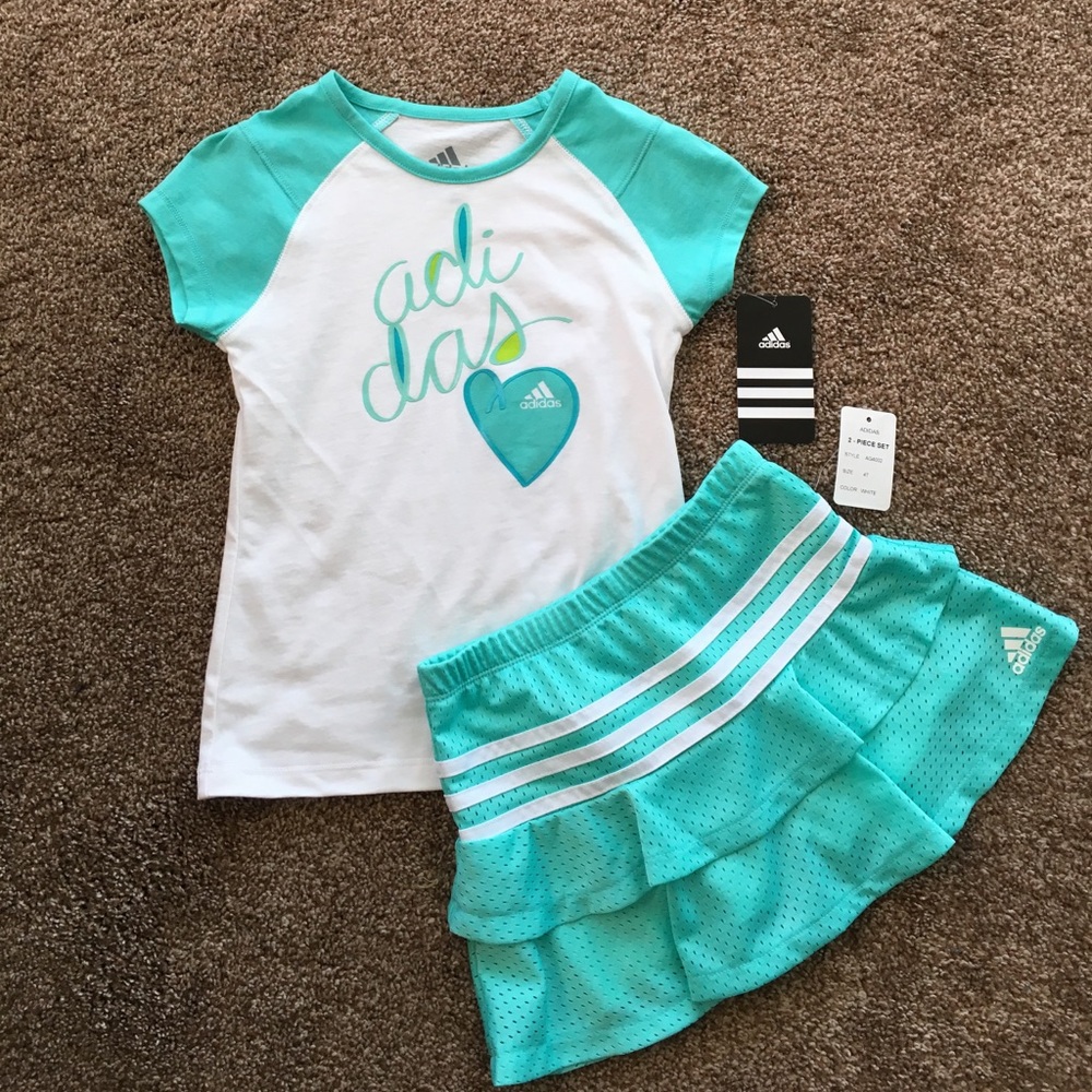 🎉HP 2/19🎉 Adidas Girls 2 Piece Skort Set