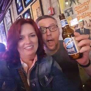 Meet your Posher, Donna robin