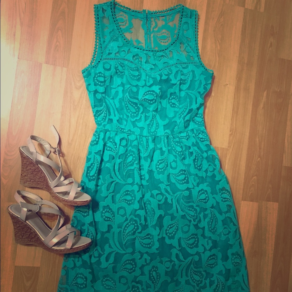 Lace dress