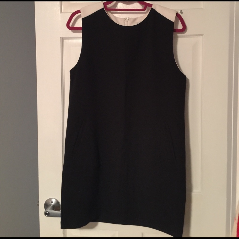 Forever 21 Front Pocket Mod Dress Size Large
