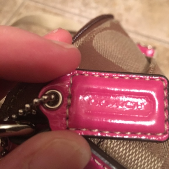 FINAL SALE: Authentic COACH Crossbody Bag - Picture 4 of 5