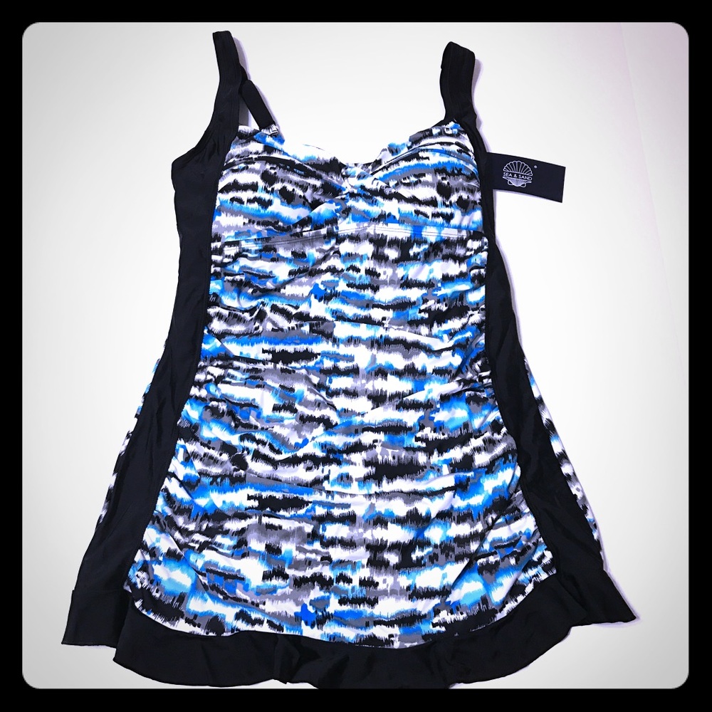 Black, Blue & White Shape Flatter One piece - SW-7