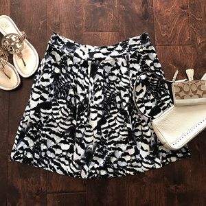 Patterned Tart Skirt with pockets!