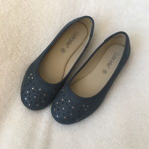 Comfy Navy Flats, Sz 7