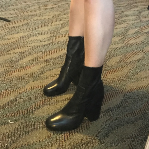 Via Spiga Black Leather Boots - Picture 5 of 5