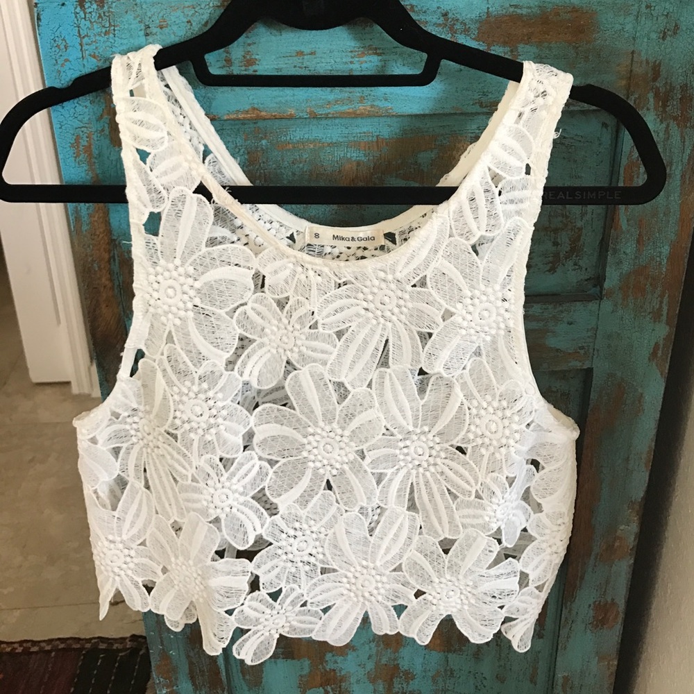 LF Mika and Gala White Top