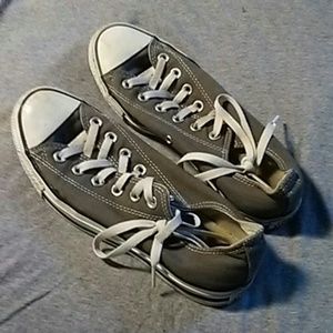 Womens low-top converse All Star
