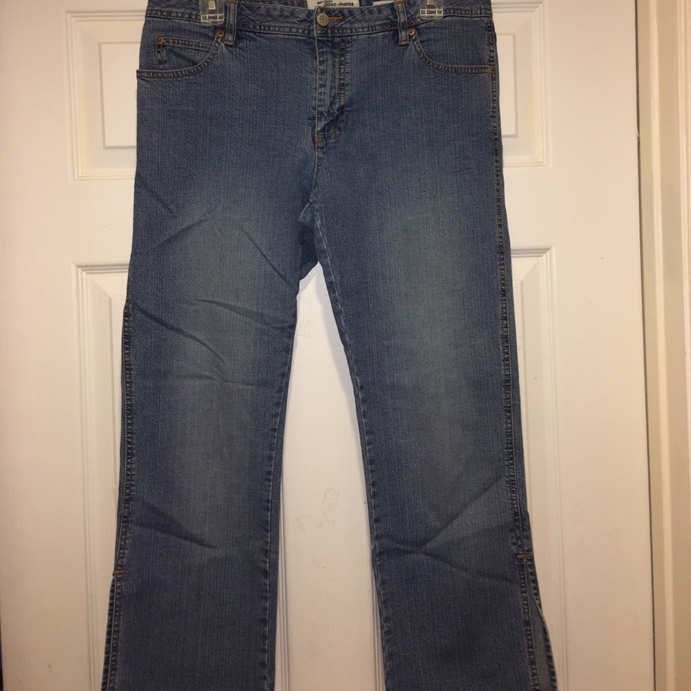 Old Navy Long Capri Stretch Jeans