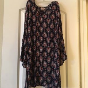 Navy, paisley patterned shirt dress.