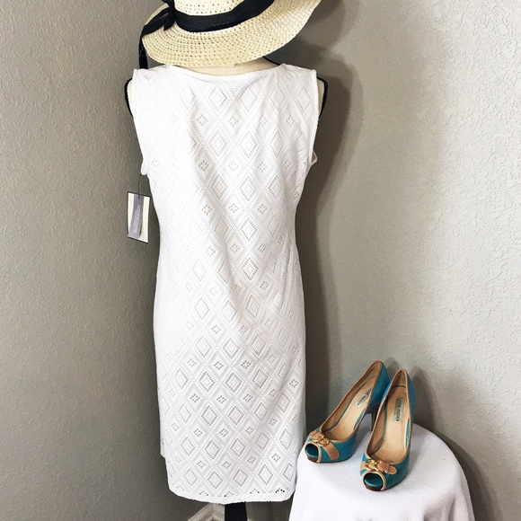 Dana Buchman White Crochet Lace Lined Sheath Dress - Picture 4 of 8