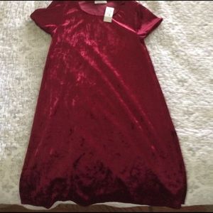 Cute red velvet dress!