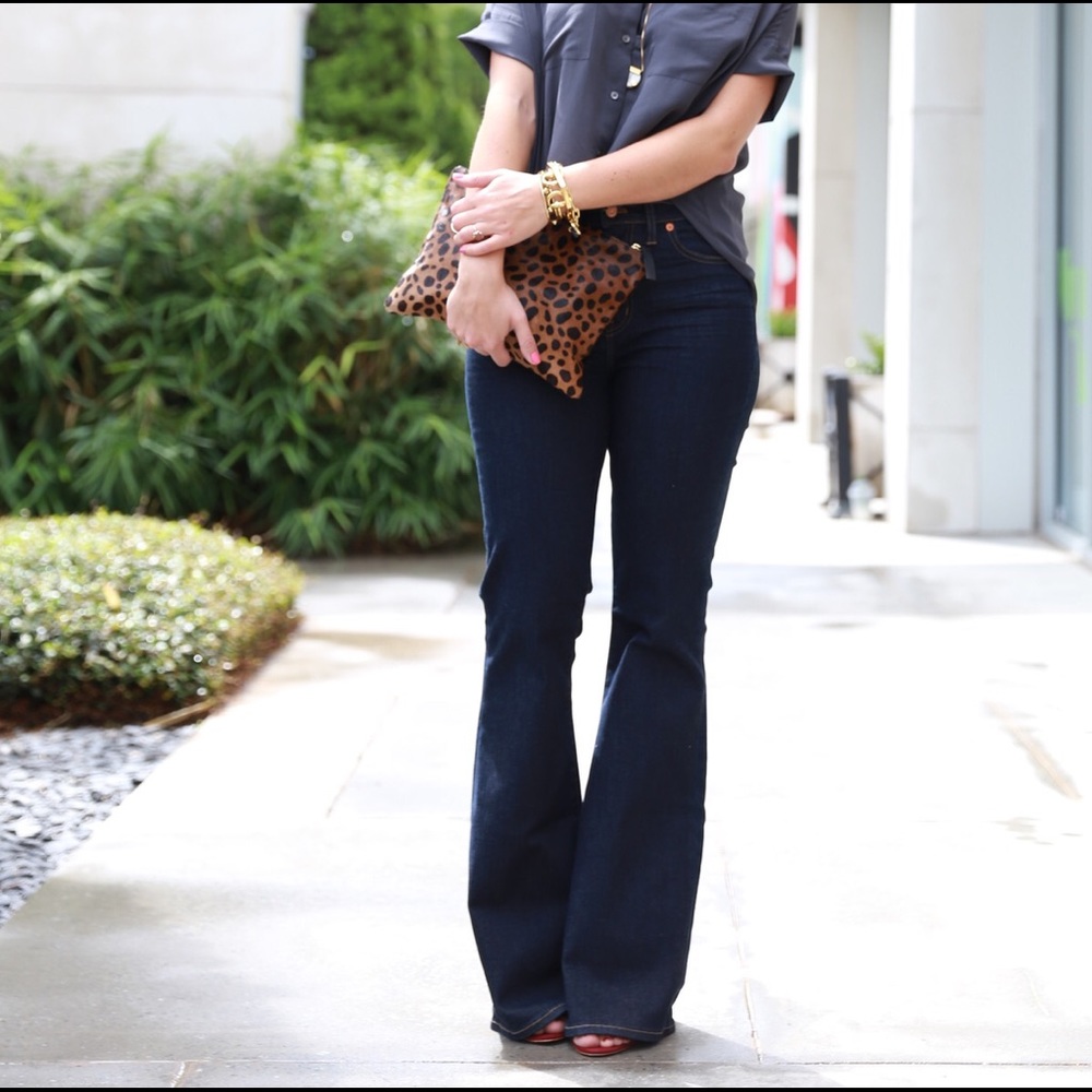 Madewell Flea Market Flare dark wash NWOT